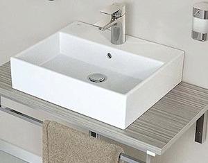 Bureau de jardin avec lavabo
