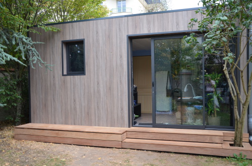 Facade d'un studio en bois