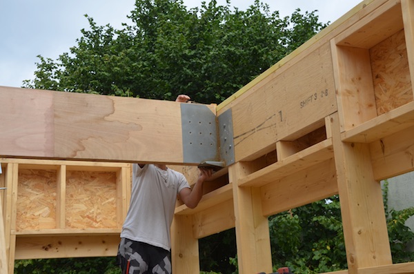 Extension en bois avec grue