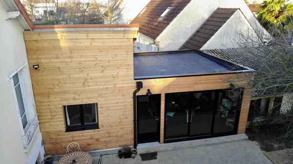 Extension en bois avec bardage Douglas