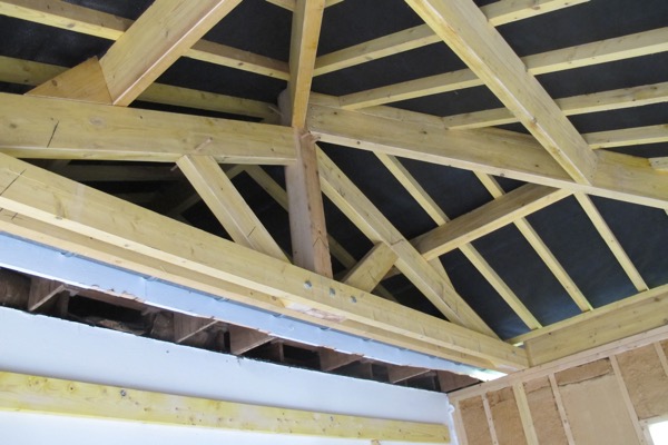 Extension en bois charpente traditionnelle Extension en bois charpente traditionnelle